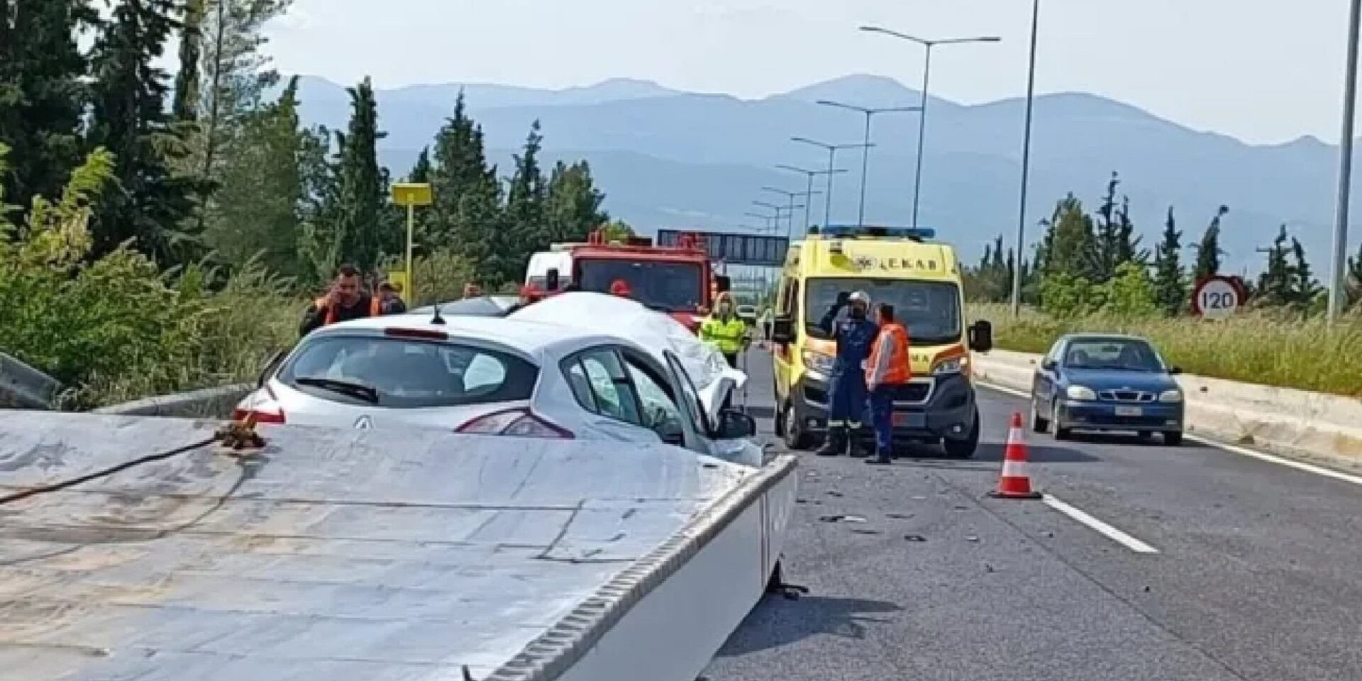 Τροχαίο δυστύχημα στις Μικροθήβες