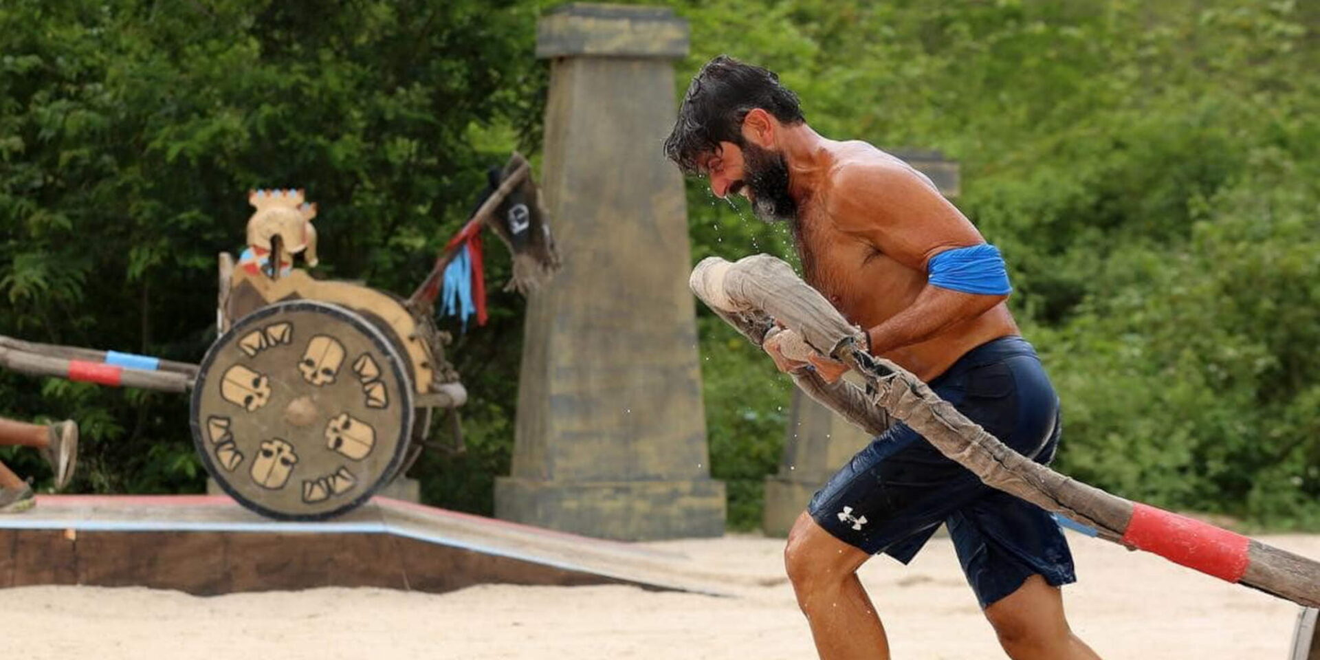 Ο Μαρτίκας σε αγώνισμα του Survivor