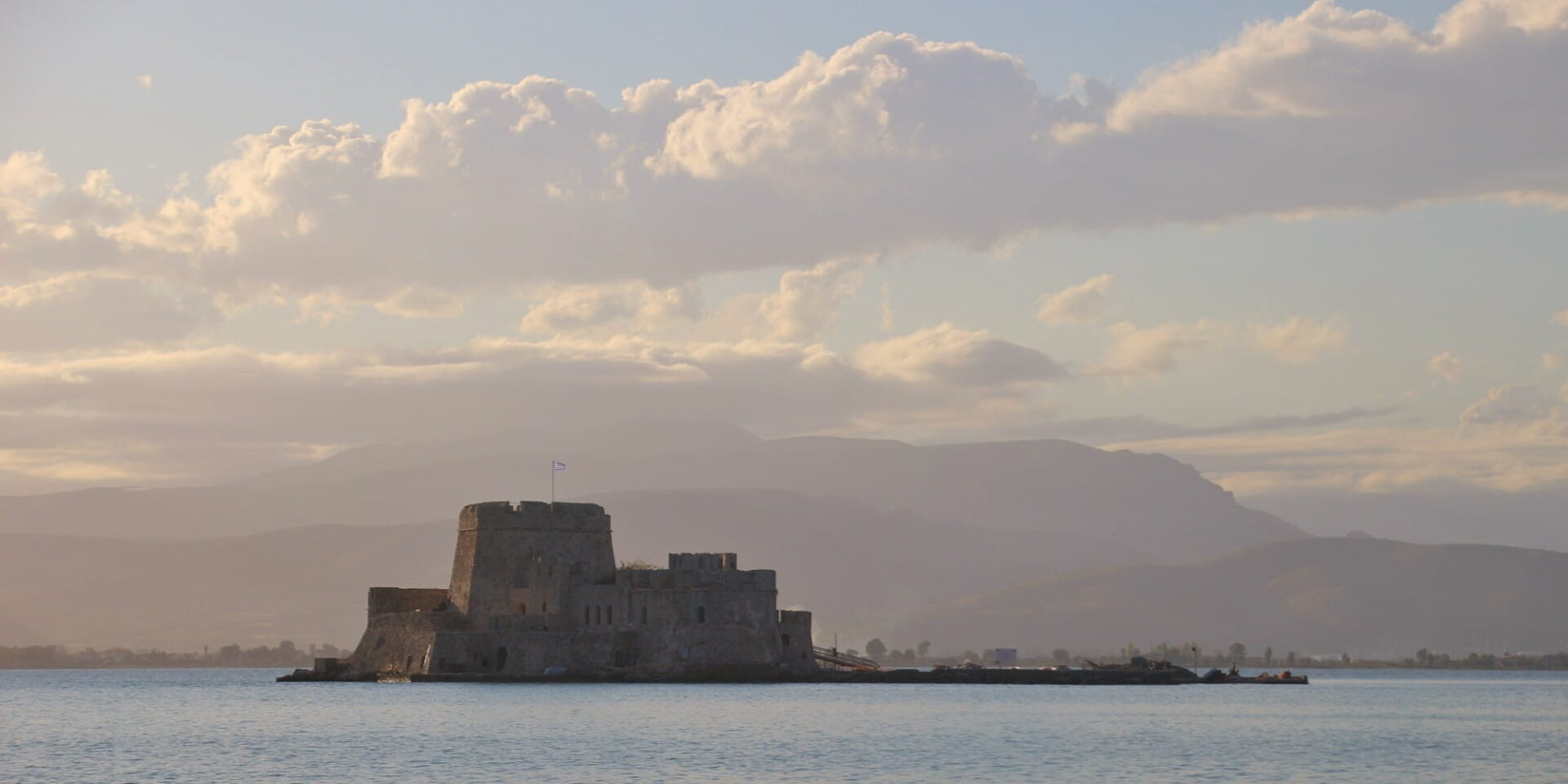 Εκδρομή στο Ναύπλιο με θέα το Παλαμήδι - μονοήμερη - τριήμερο