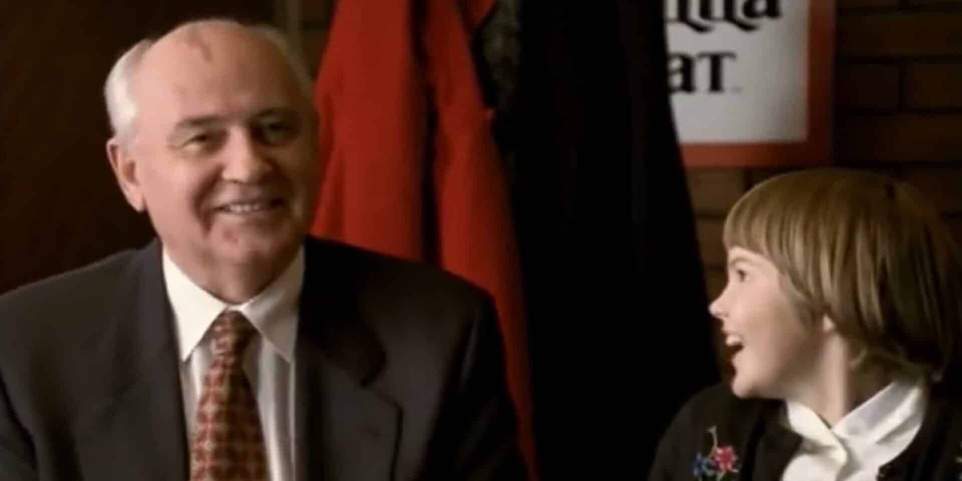 Ο Μιχαήλ Γκορμπατσώφ στη διαφήμιση της Pizza Hut