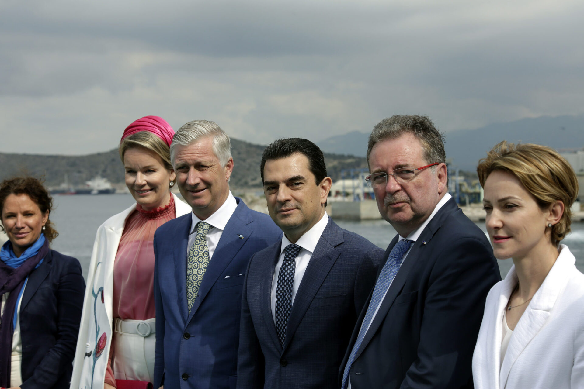Ο Κώστας Σκρέκας με την βασίλισσα και τον βασιλιά του Βελγίου στη Ρεβυθούσα