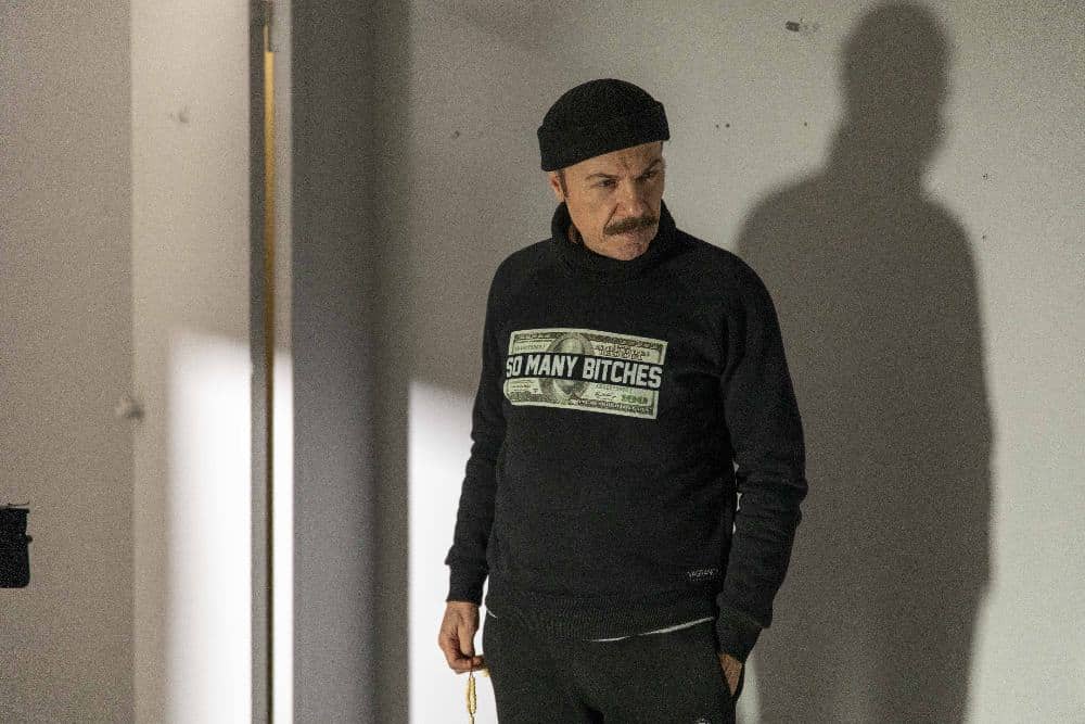 Σκηνή από την τηλεοπτική σειρά του Alpha Σασμός