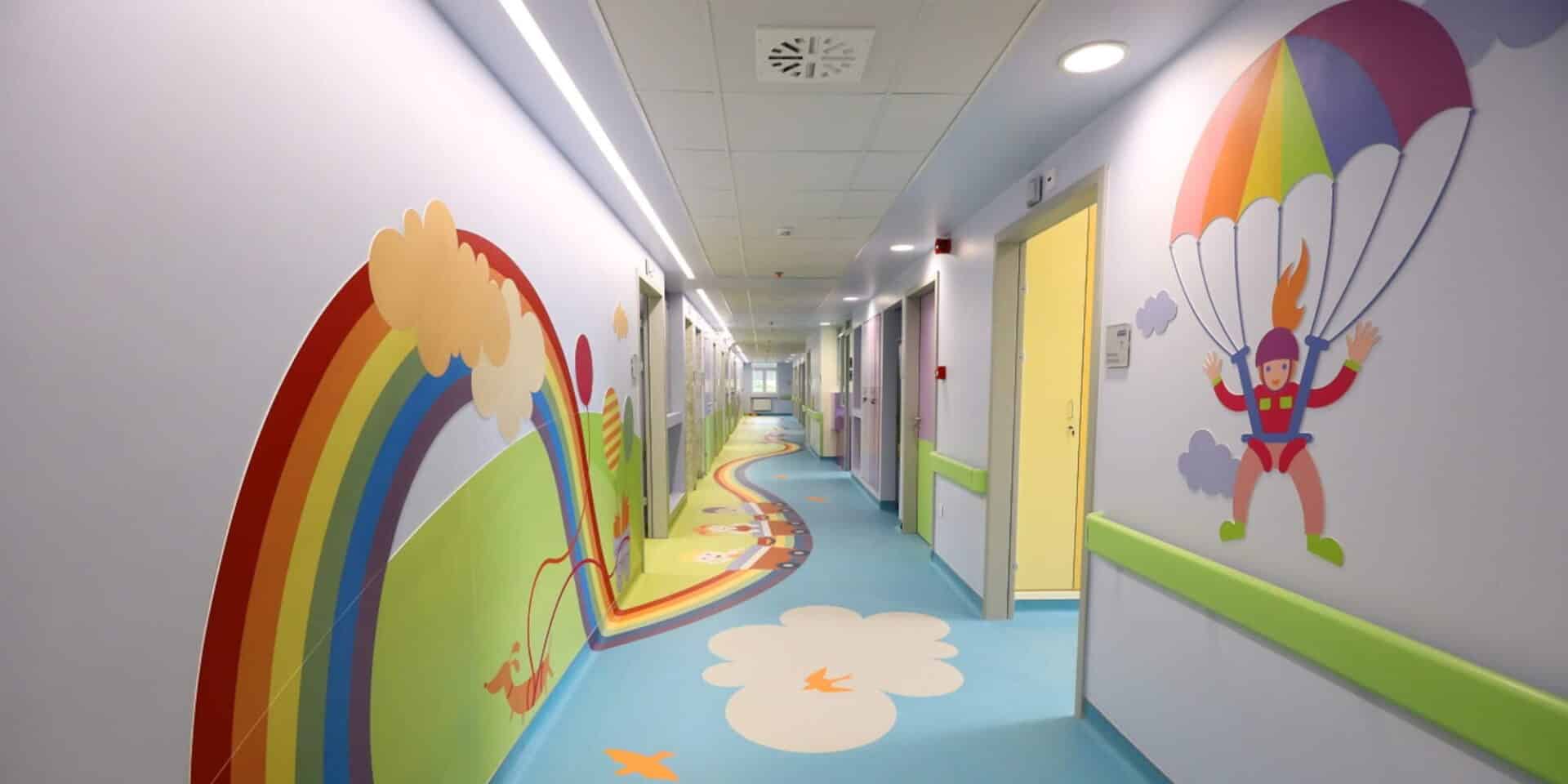Το ανακαινισμένο νοσοκομείο πήρε χρώμα