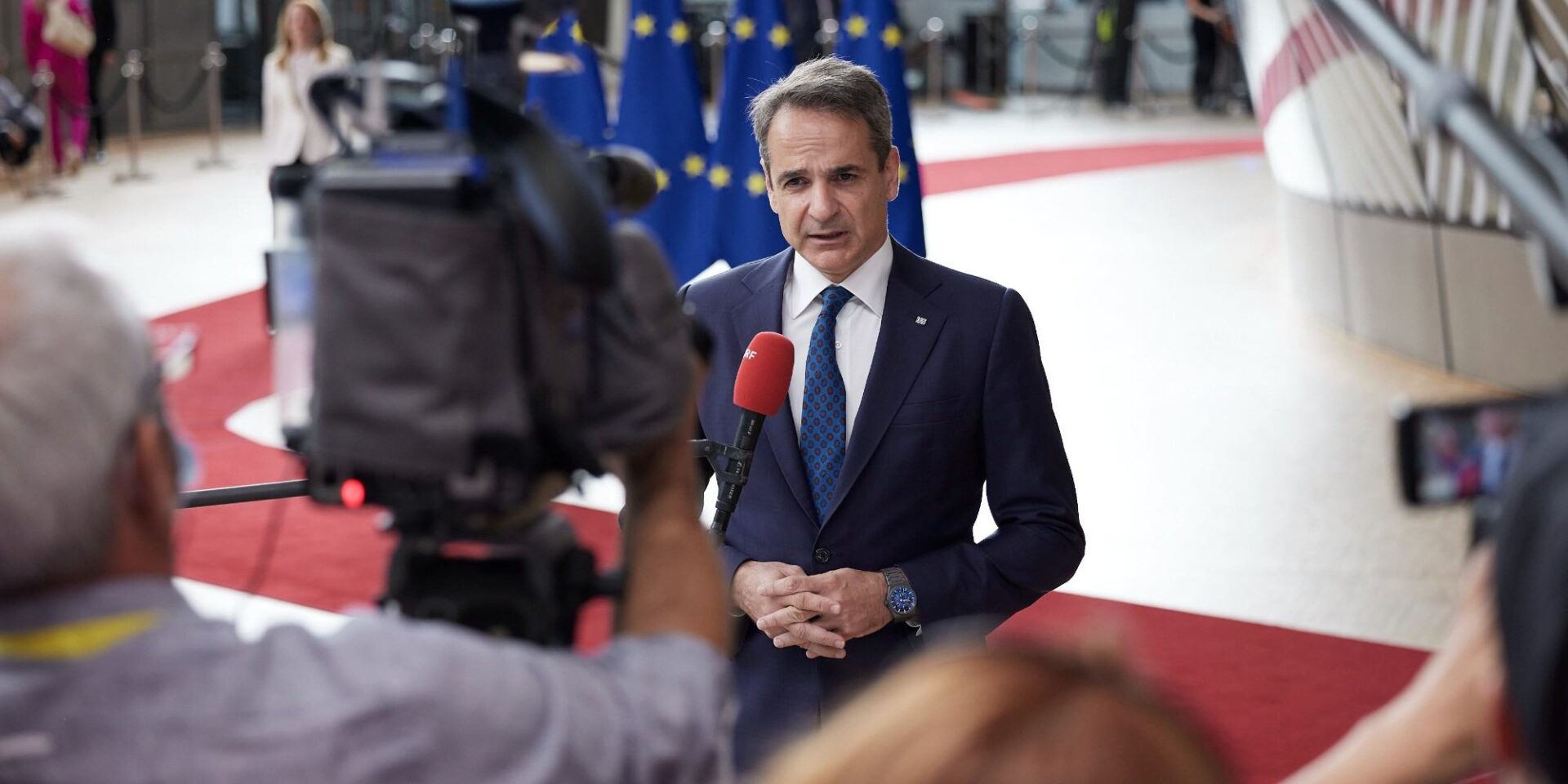 Ο πρωθυπουργός Κυριάκος Μητσοτάκης κάνει δηλώσεις κατά την άφιξή του στη Σύνοδο ΕΕ - Δυτικών Βαλκανίων στις Βρυξέλλες