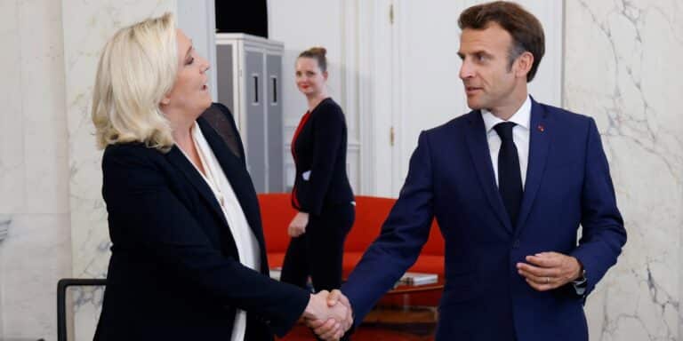 Ευρωεκλογές 2024: Η ακροδεξιά «περικυκλώνει» την Ευρώπη – Πρόωρες εκλογές στη Γαλλία μετά τη σαρωτική νίκη της Λεπέν, παραιτήθηκε ο πρωθυπουργός του Βελγίου