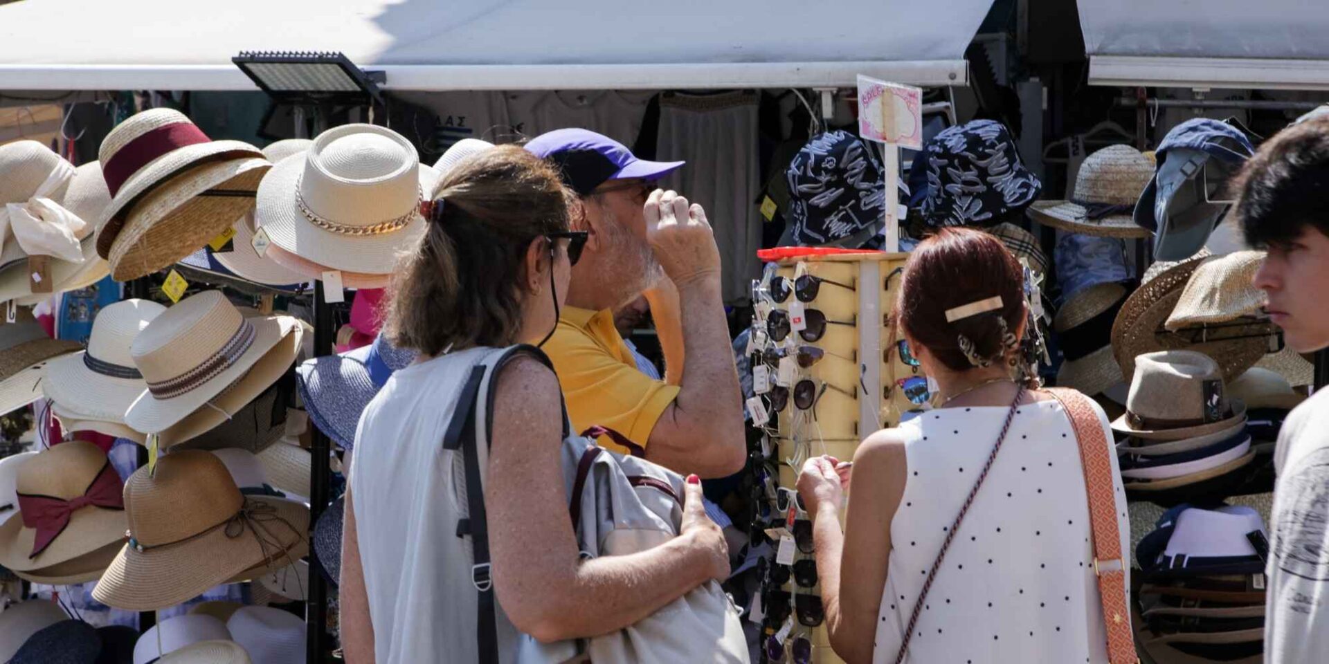 Τουρίστες στο κέντρο της Αθήνας