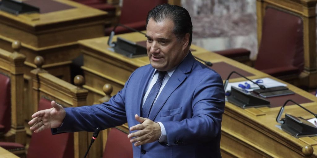 Ο υπουργός Ανάπτυξης και Επενδύσεων,  Άδωνις Γεωργιάδης στη Βουλή