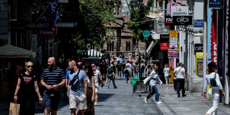 Στις 8/7 κάνουν πρεμιέρα οι θερινές εκπτώσεις – Τι πρέπει να γνωρίζετε