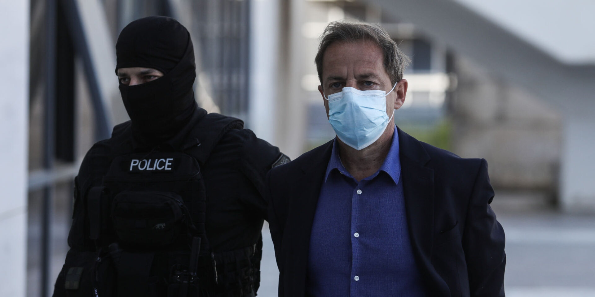 Ο Δημήτρης Λιγνάδης μεταφέρεται στη δίκη του