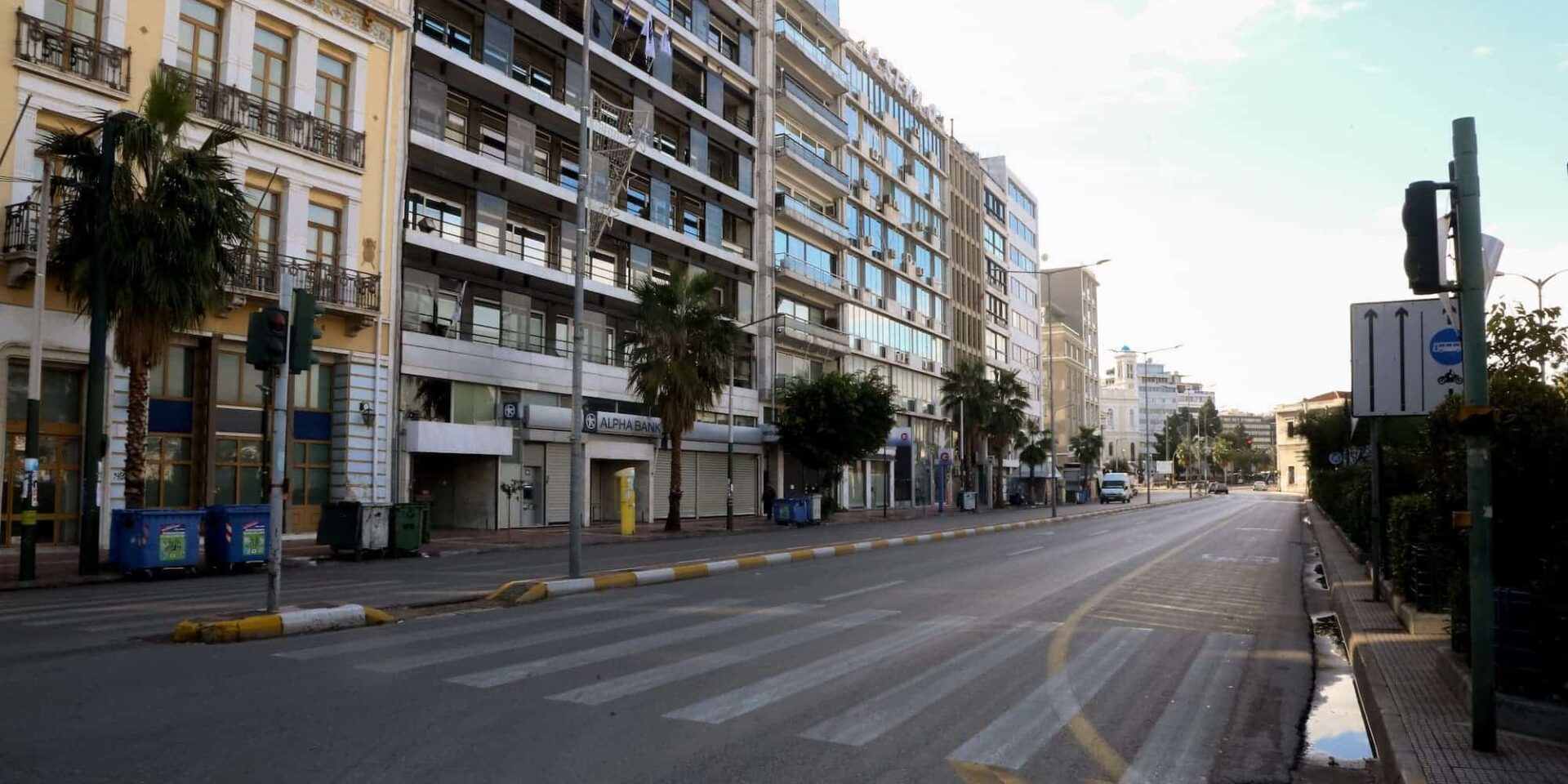 Εργασίες οδοποιίας στον Πειραιά