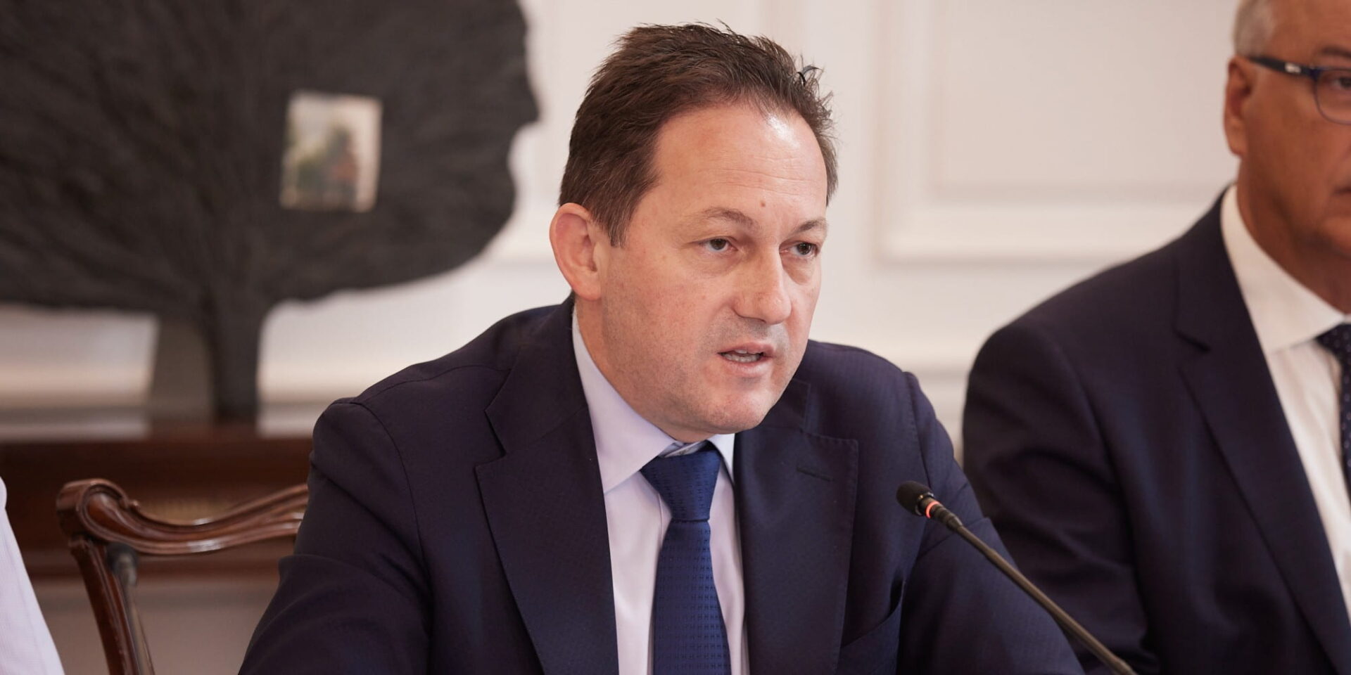 Ο αναπληρωτής υπουργός Εσωτερικών, Στέλιος Πέτσας