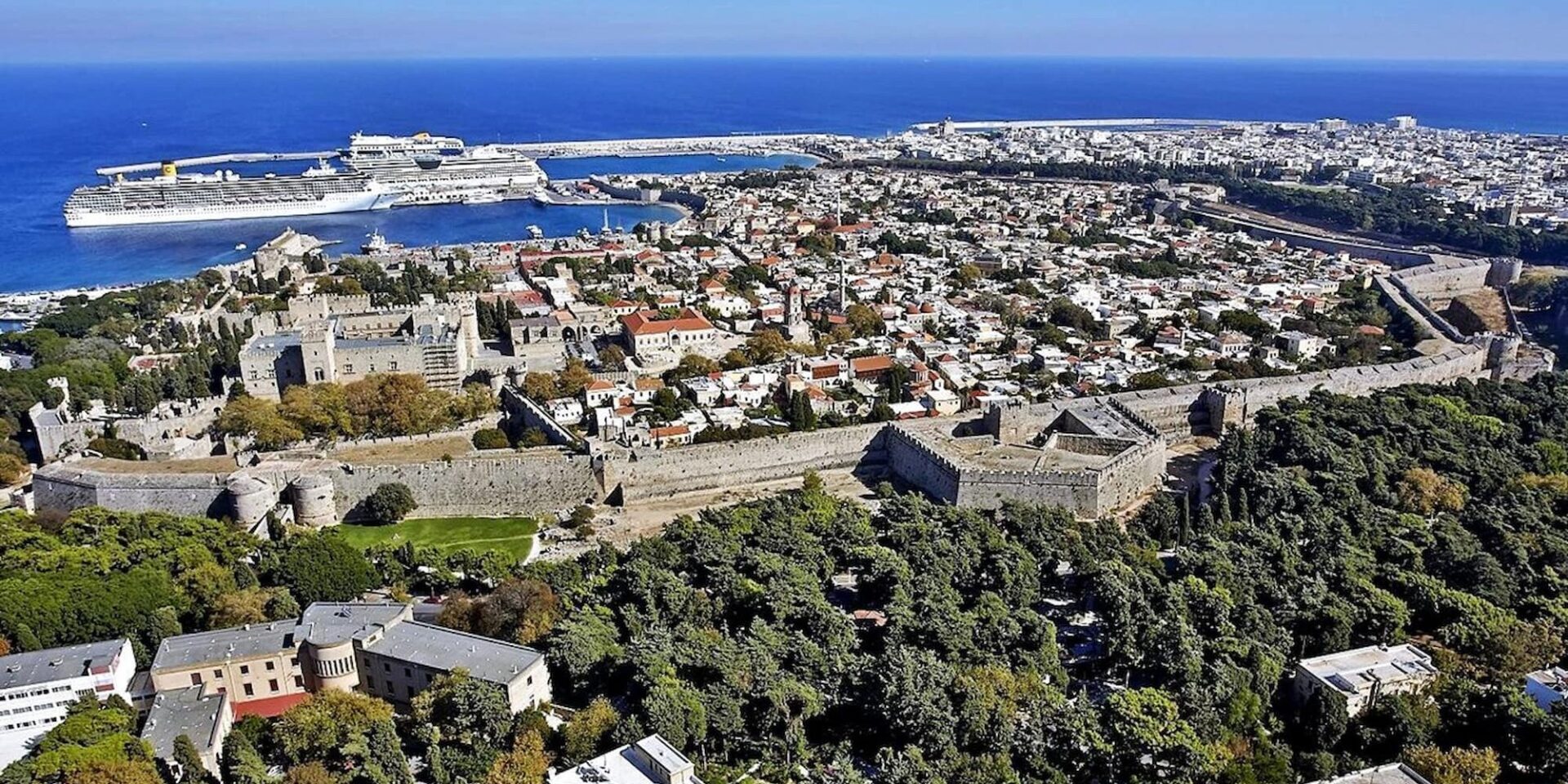 Η Μεσαιωνική Πόλη στη Ρόδο