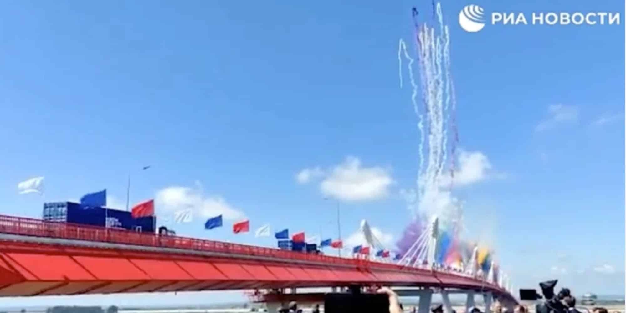 Ρωσία και Κίνα εγκαινίασαν την πρώτη οδική γέφυρα μεταξύ των δύο χωρών