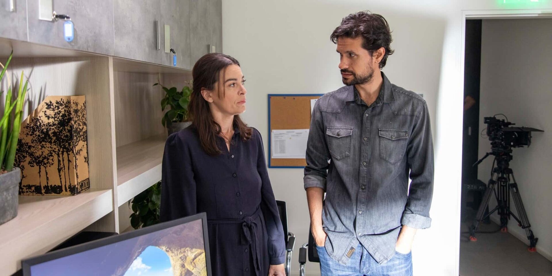Η Μαρίνα και ο Αστέρης σε στιγμιότυπο από τη σειρά «Σασμός»