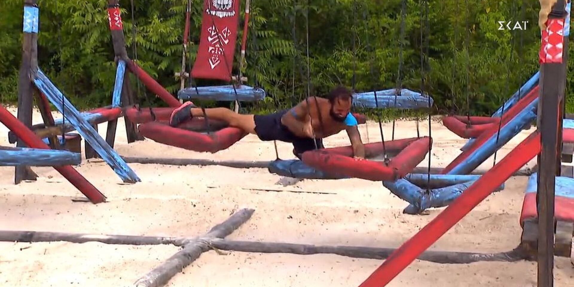 Ο Άρης Σοϊλέδης στον στίβο μάχης του Survivor