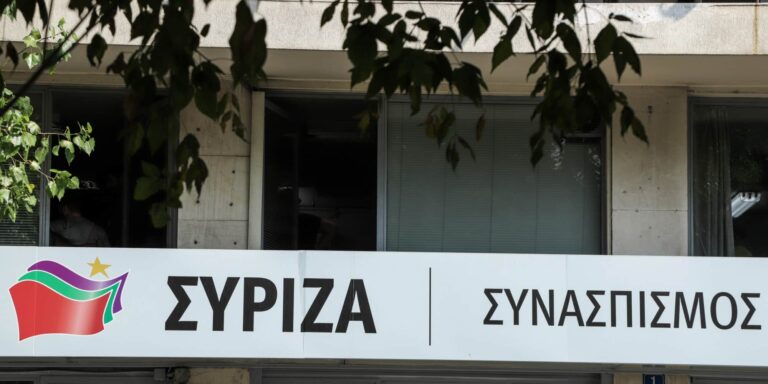 ΣΥΡΙΖΑ: «Η κυβέρνηση έχει 2,4 δισ. ευρώ υπερπλεόνασμα στο α’ 4μηνο και δεν μειώνει ούτε ένα φόρο»