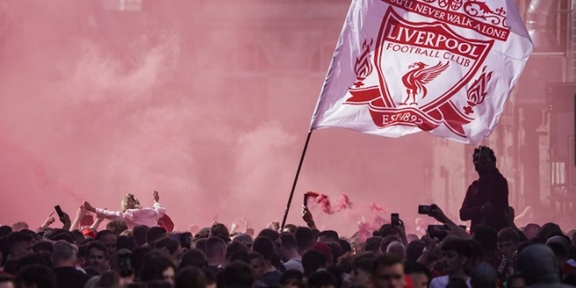 Ο τελικός Champions League αμαυρώθηκε από επεισόδια