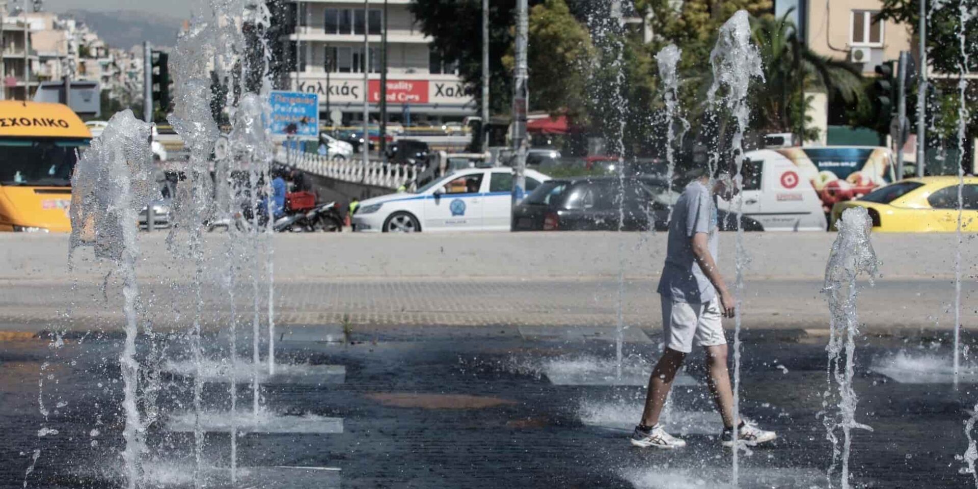 Συντιβάνι στην Νέα Σμύρνη