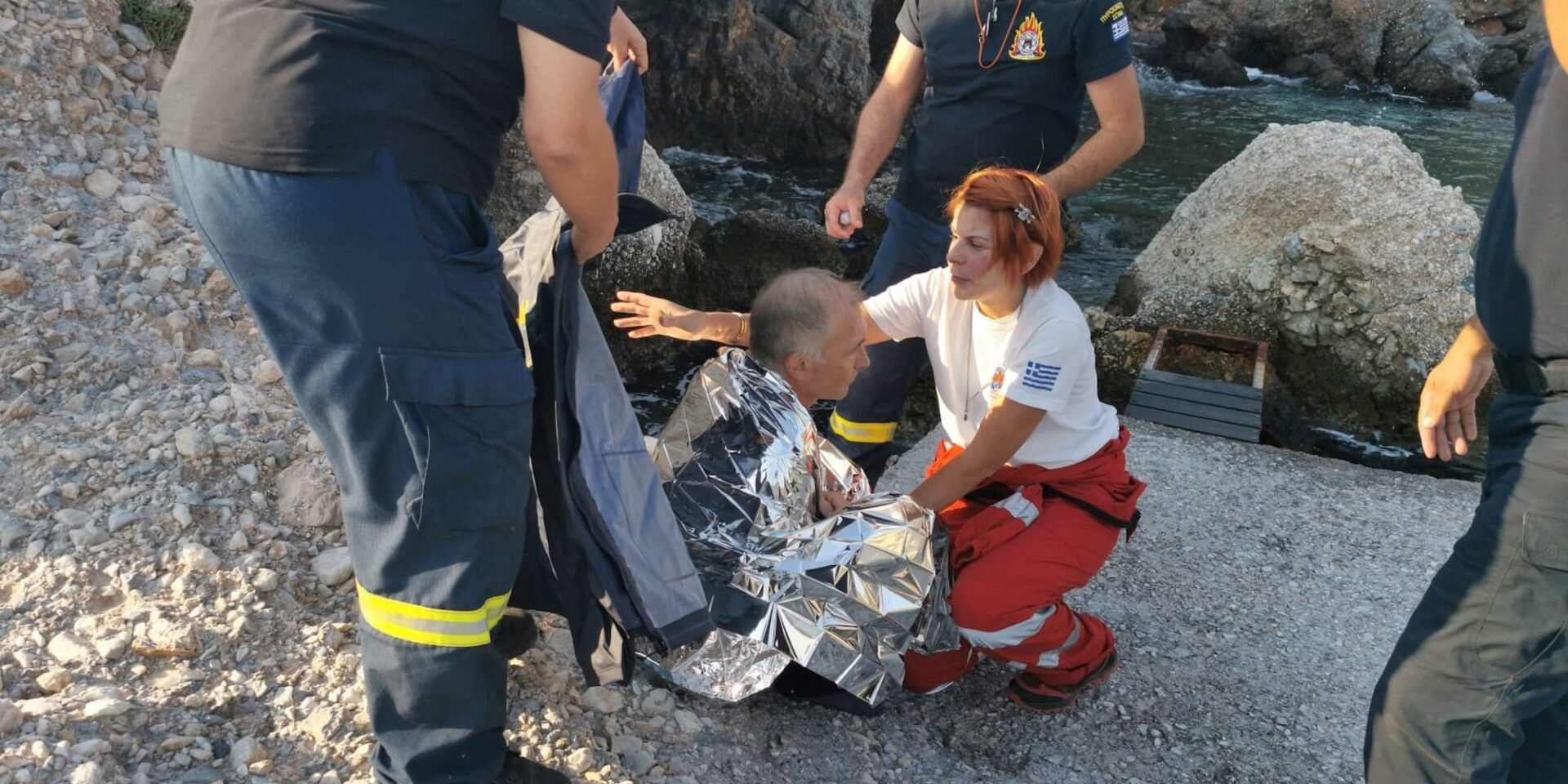 Η διάσωση του πιλότου μετά την πτώση ελικοπτέρου στην Σάμο