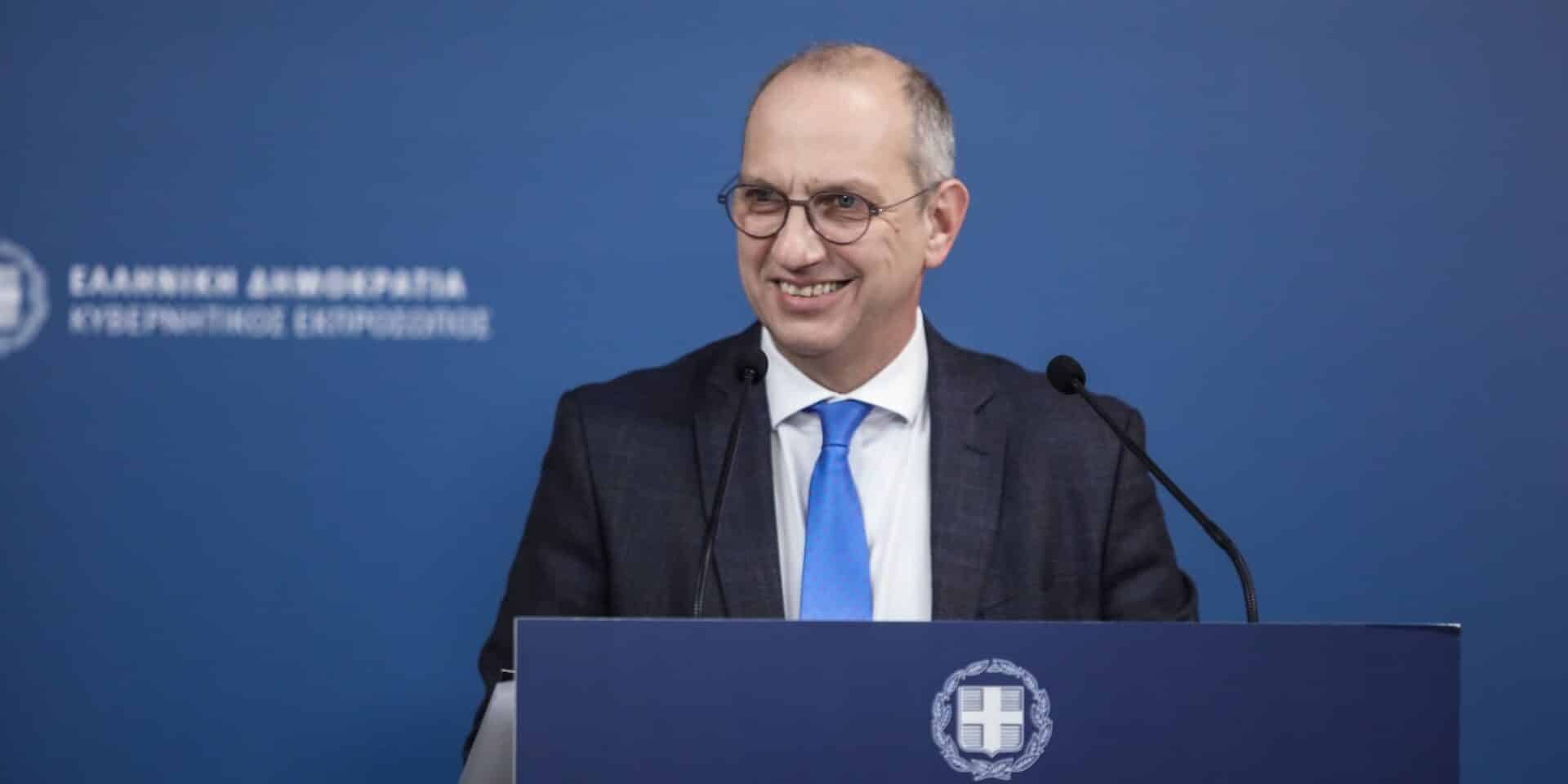Ο κυβερνητικός εκπρόσωπος Γιάννης Οικονόμου