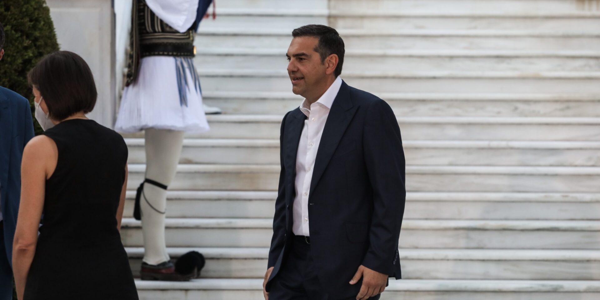 Ο Αλέξης Τσίπρας στο Προεδρικό Μέγαρο