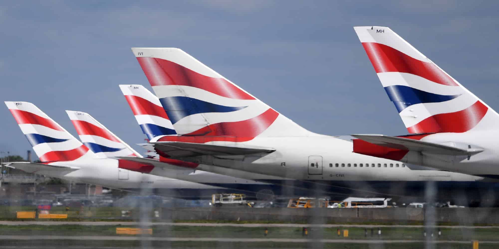 Καθηλωμένα αεροπλάνα της British Airways στο αεροδρόμιο Χίθροου στη Βρετανία