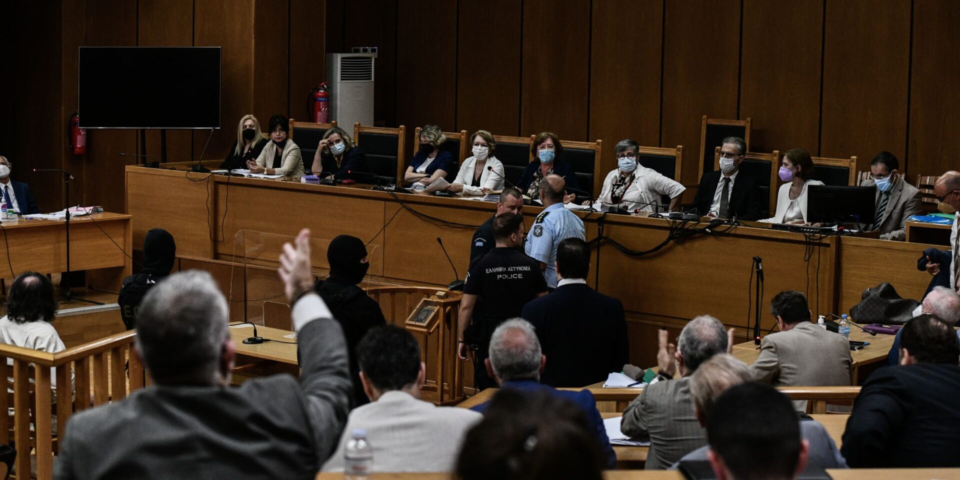 Εικόνα από τη δίκη της Χρυσής Αυγής