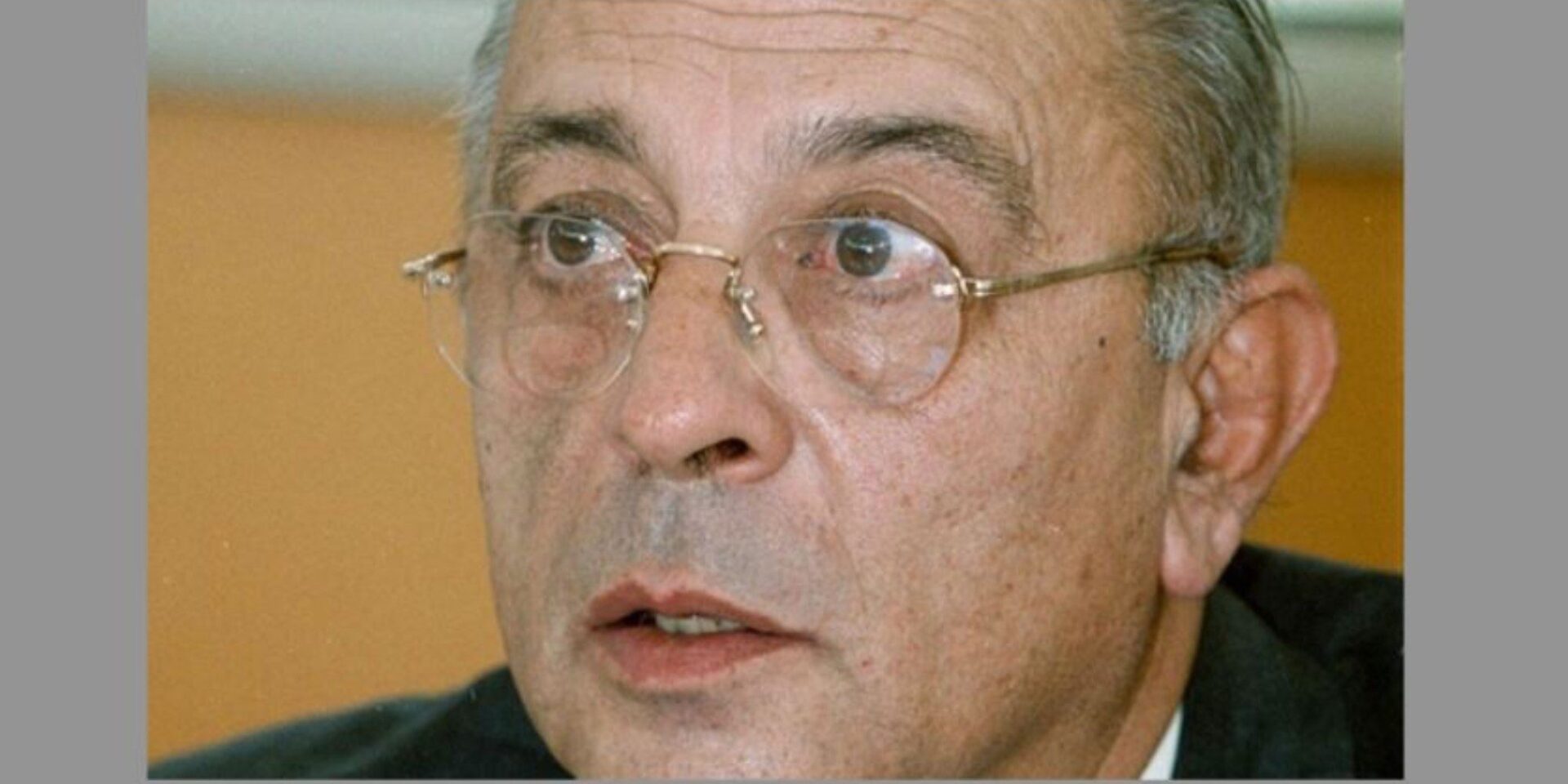 Πέθανε το ιστορικό στέλεχος του ΠΑΣΟΚ Δημήτρης Σκαμνάκης