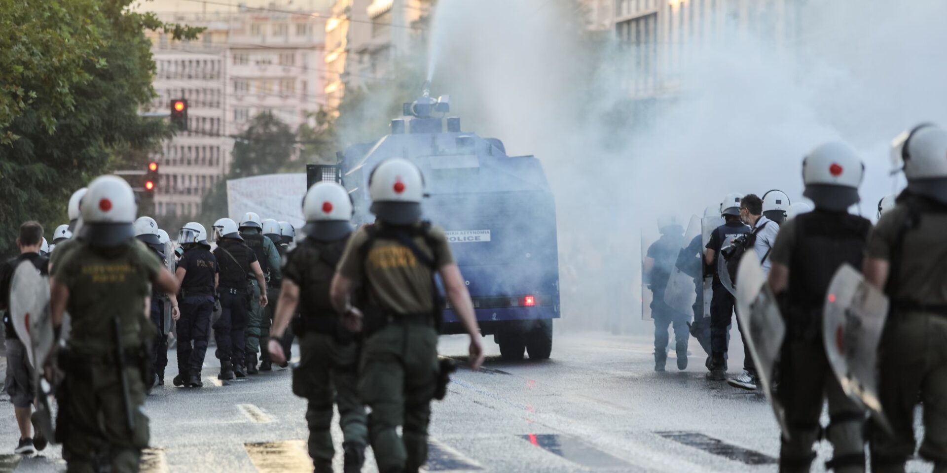 Εικόνα από τα επεισόδια