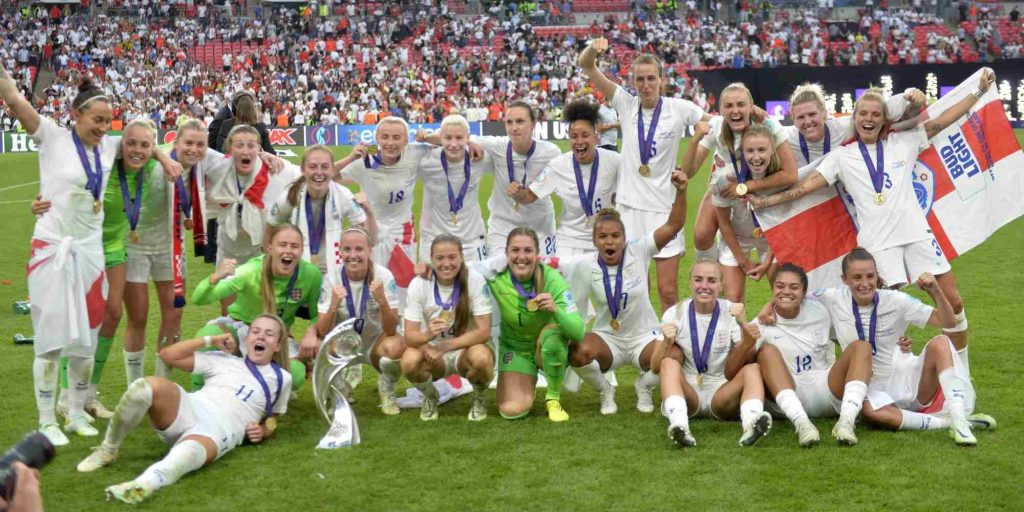 H γυναικεία ομάδα της Αγγλίας πρωταθλήτρια Ευρώπης στο Euro 2022