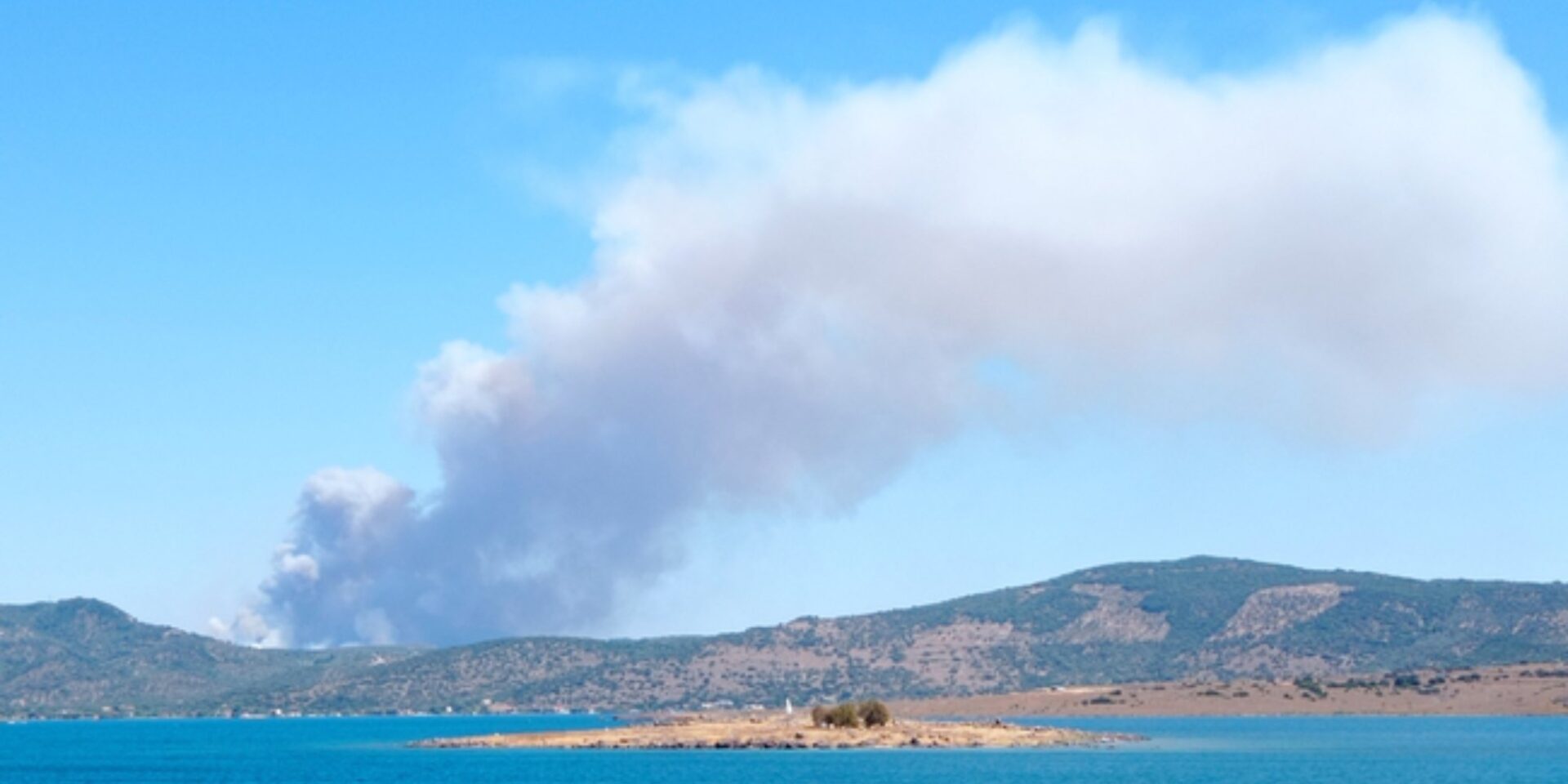 Αναζωπύρωση στη Λέσβο