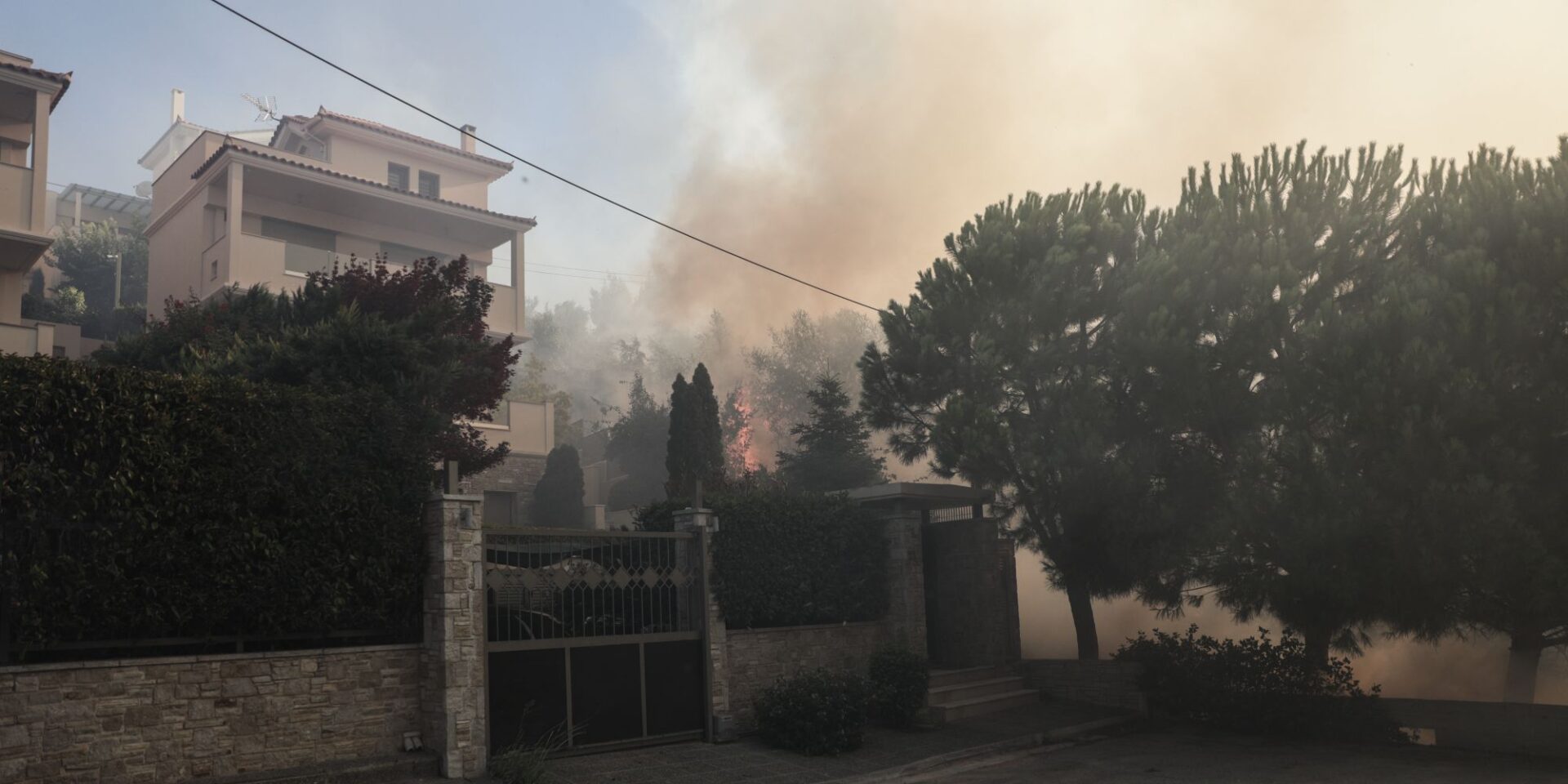 Φωτιά στην Πεντέλη