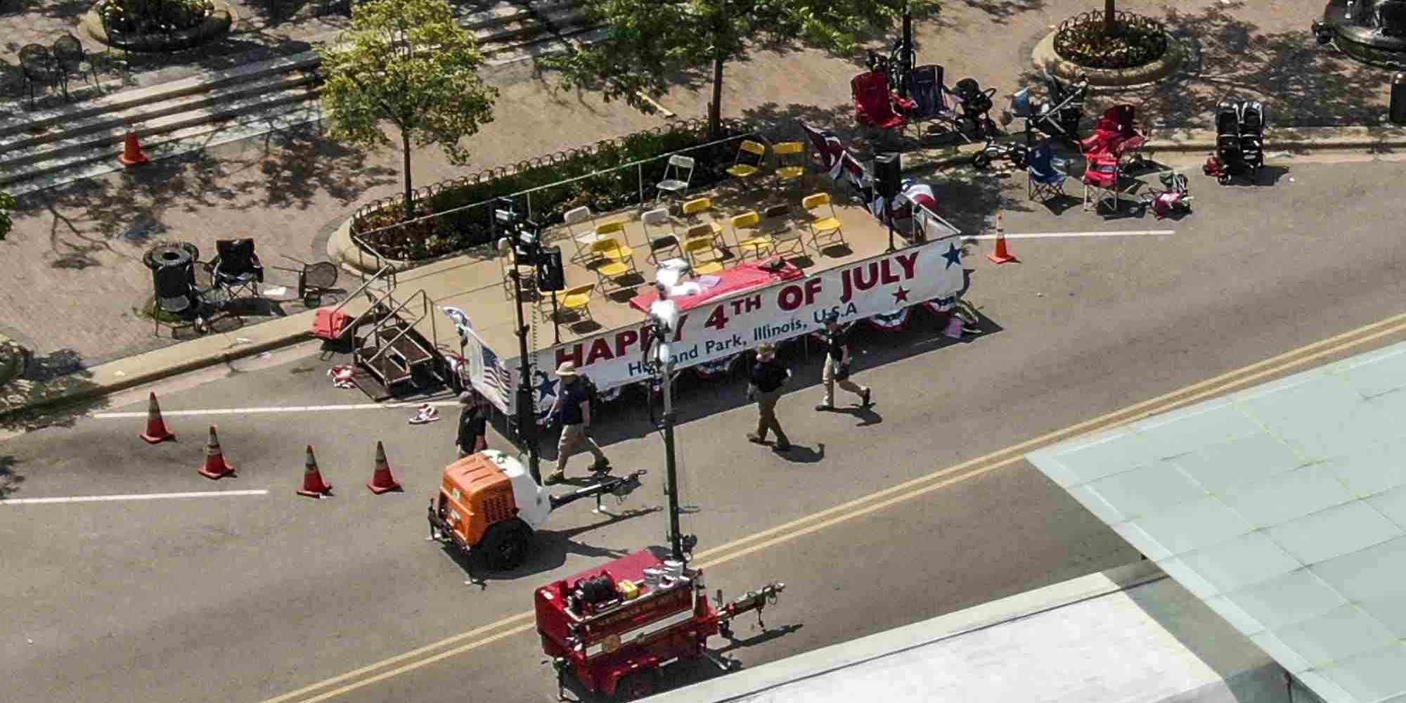 Το σημείο του μακελειού κατά τη διάρκεια εορτασμού και παρέλασης της 4ης Ιουλίου στο Χάιλαντ Παρκ στο Σικάγο