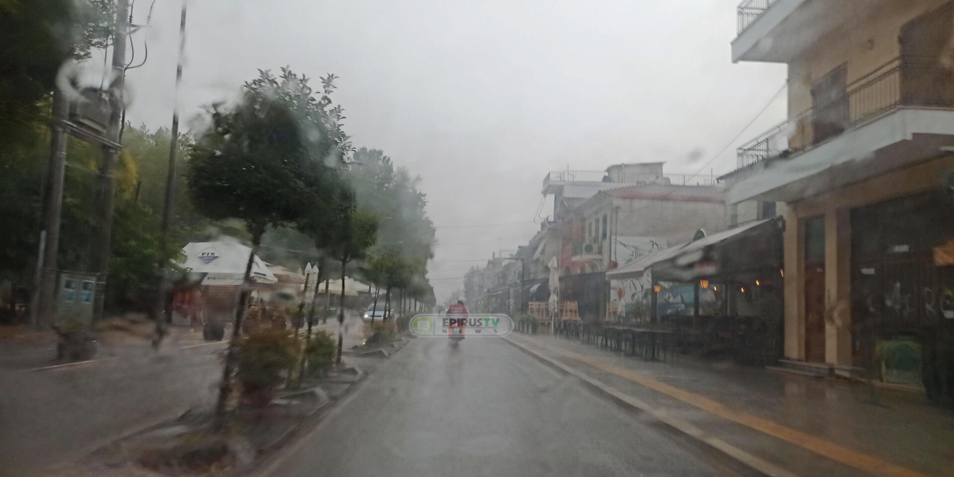Εικόνα από το μπουρίνι στα Ιωάννινα