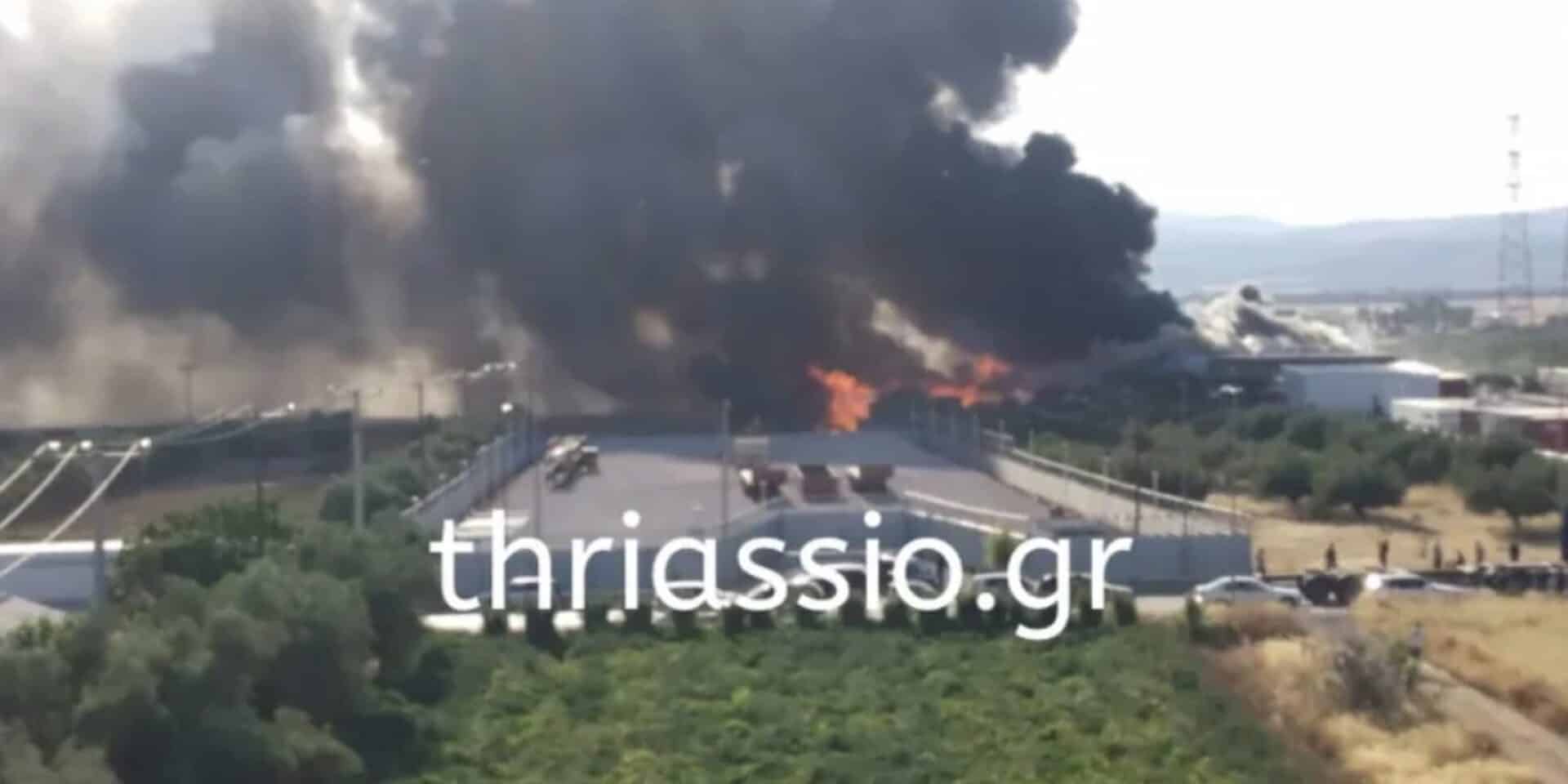 Φωτιά σε αποθήκη στον Ασπρόπυργο