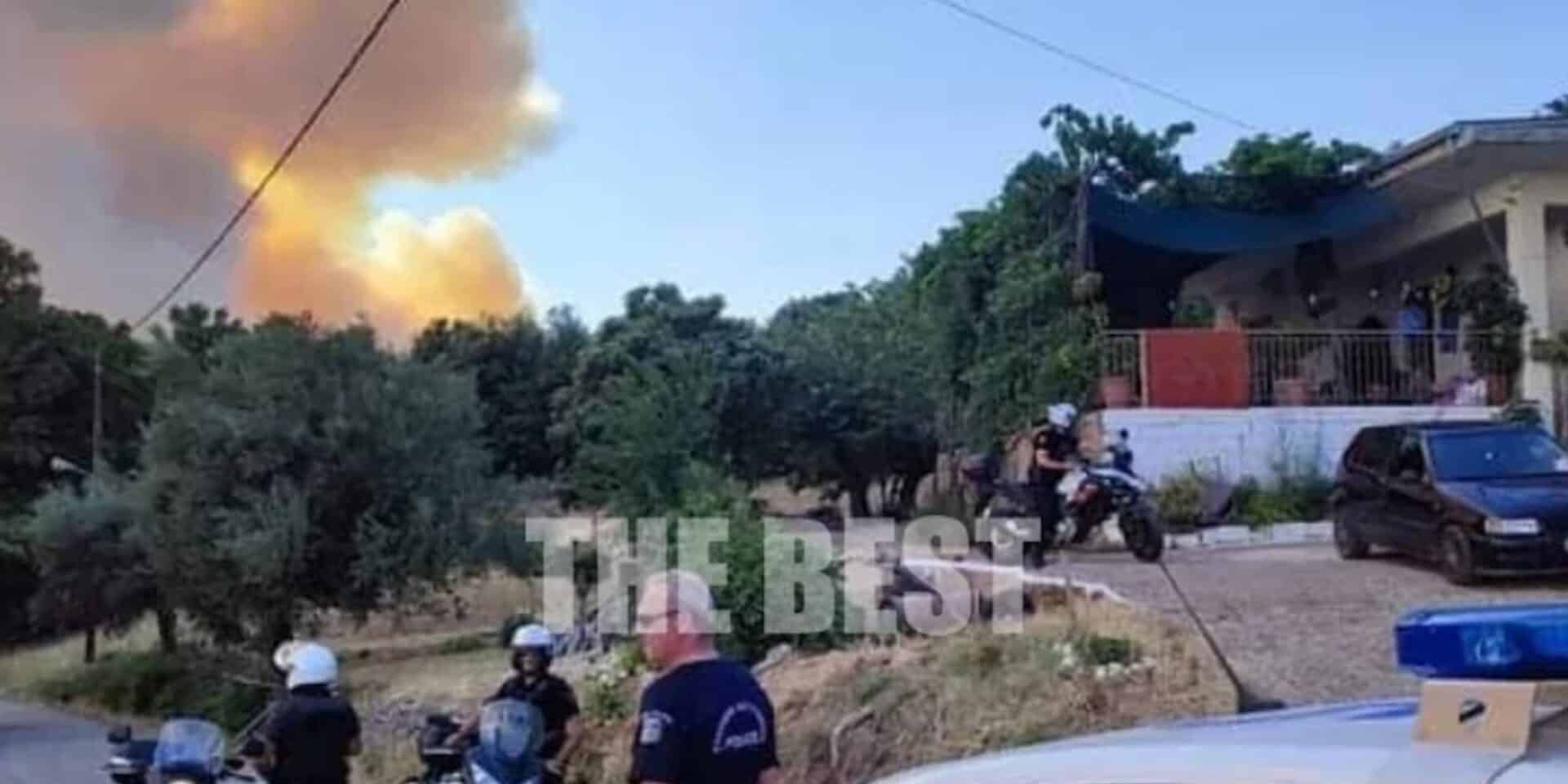 Ανεξέλεγκτη η φωτιά στην Αχαΐα