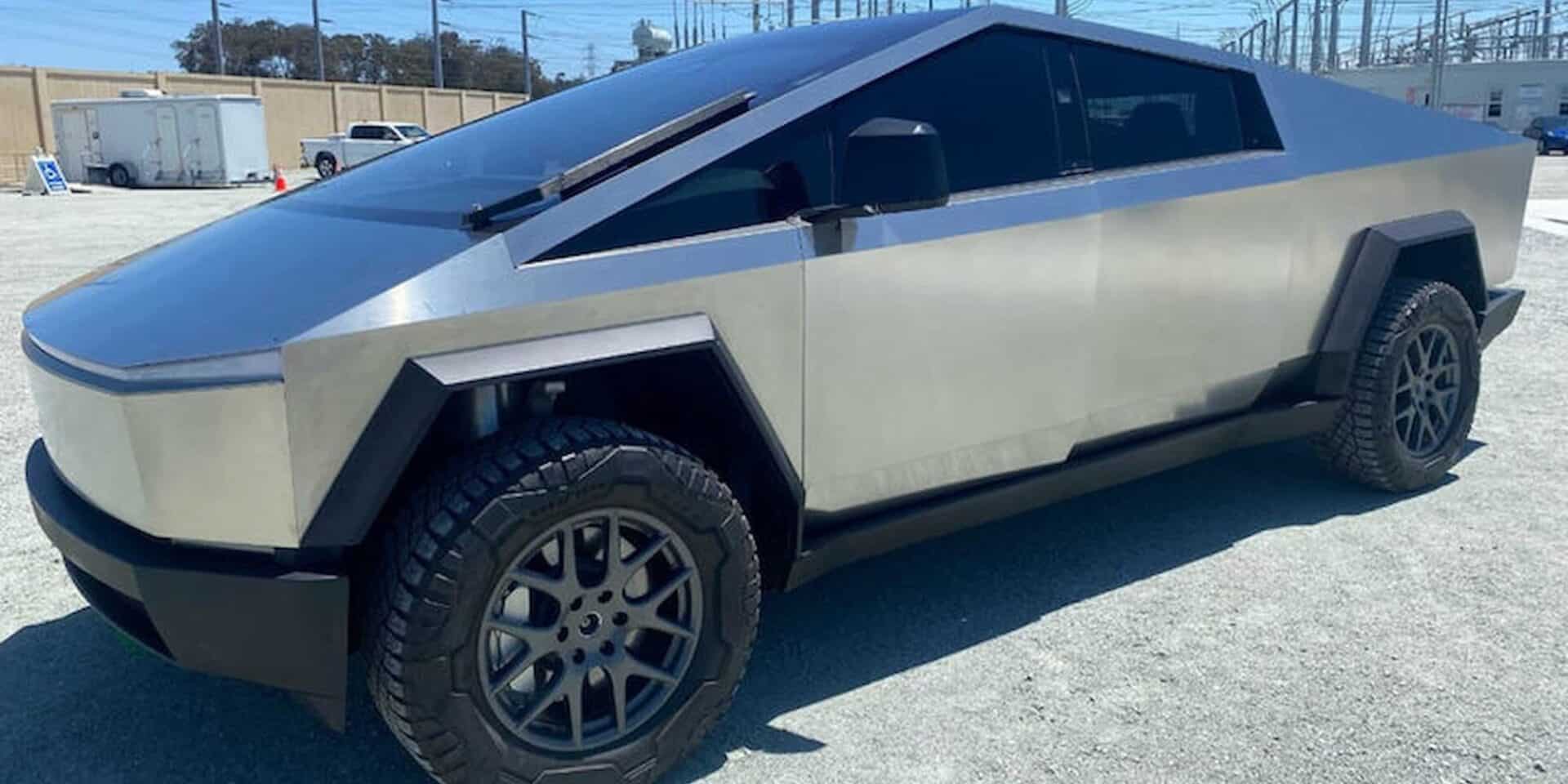 Το Tesla Cybertruck