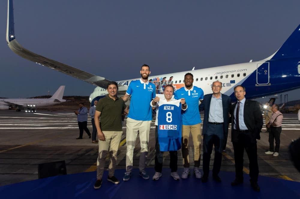 Με τα φτερά της AEGEAN και το «δικό της» αεροπλάνο πετά στο Μιλάνο η εθνική ομάδα μπάσκετ