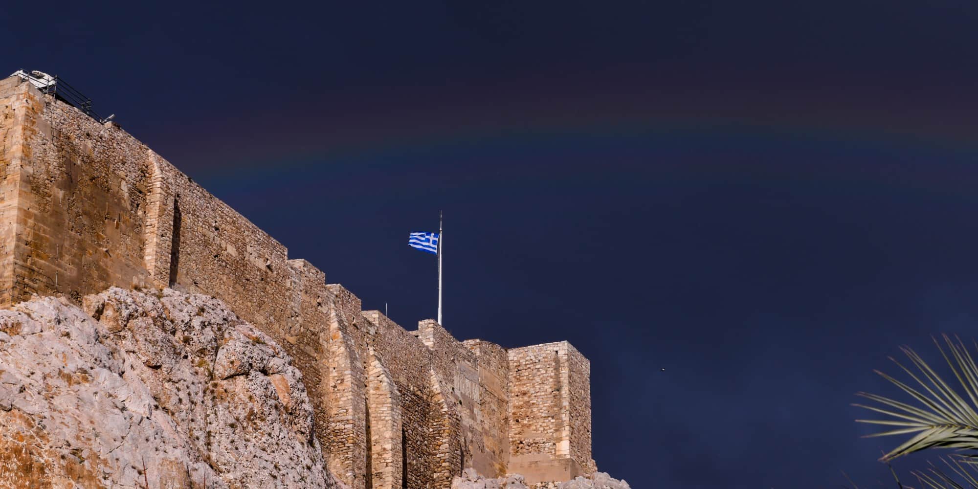 Η ελληνική σημαία στην Ακρόπολη - Ελλάδα