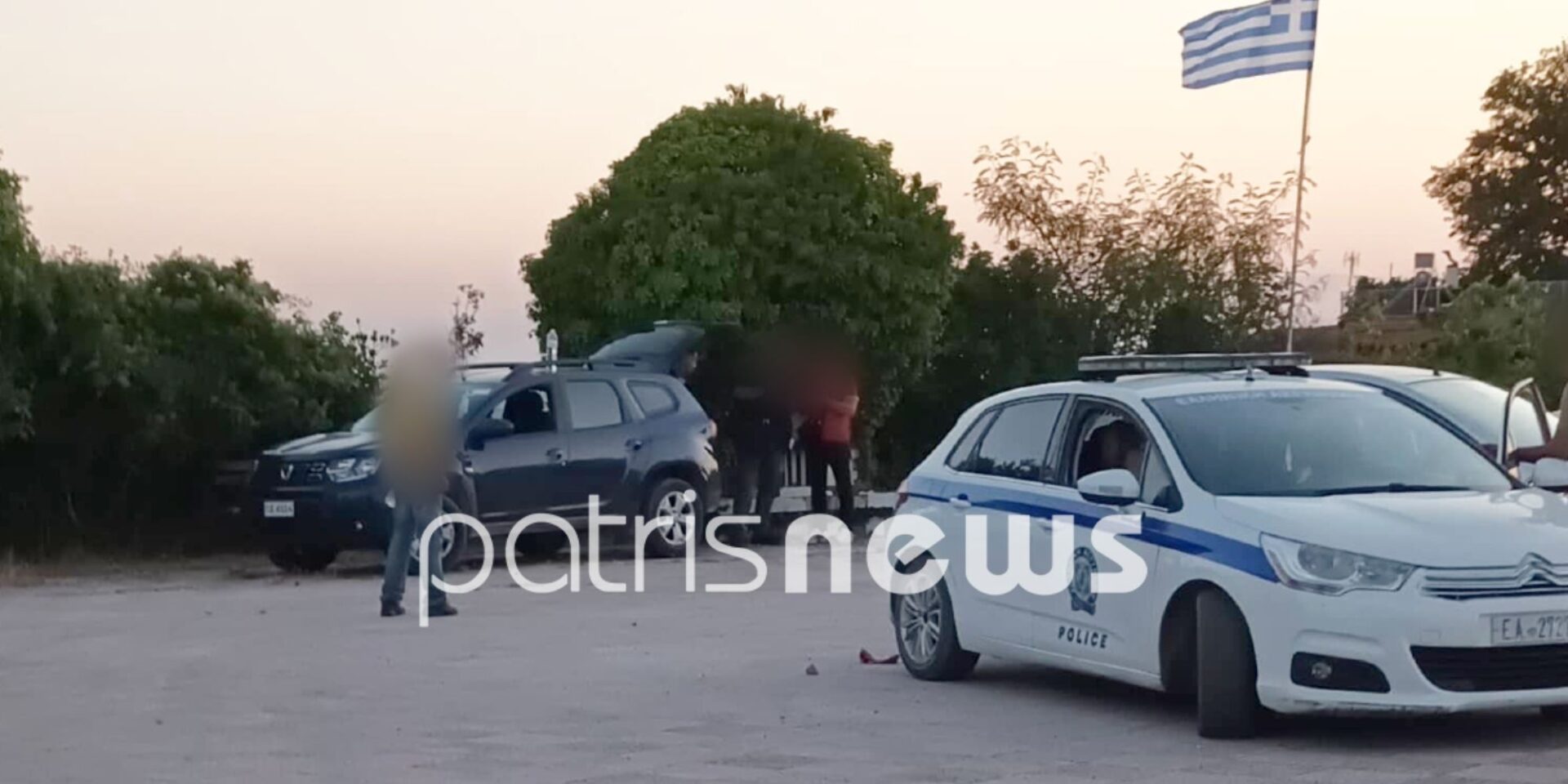 Εικόνα από τη στιγμή της προσαγωγής του υπόπτου
