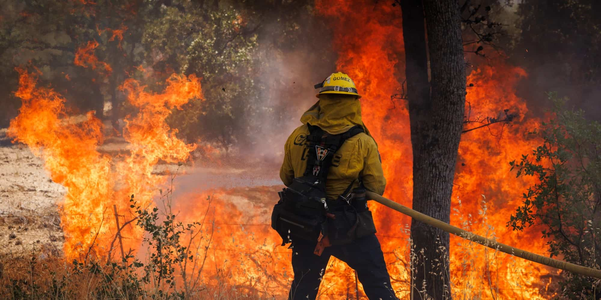 Μεγάλη φωτιά κοντά στο Εθνικό Πάρκο Yosemite στην Καλιφόρνια των ΗΠΑ