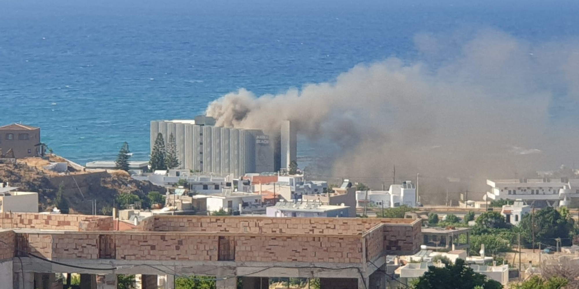 Η φωτιά σε ξενοδοχείο στο Κόκκινο Χάνι Ηρακλείου Κρήτης