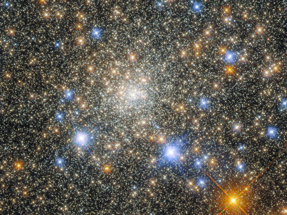 Το αστρικό σμήνος Terzan 2 που φωτογράφησε το Hubble