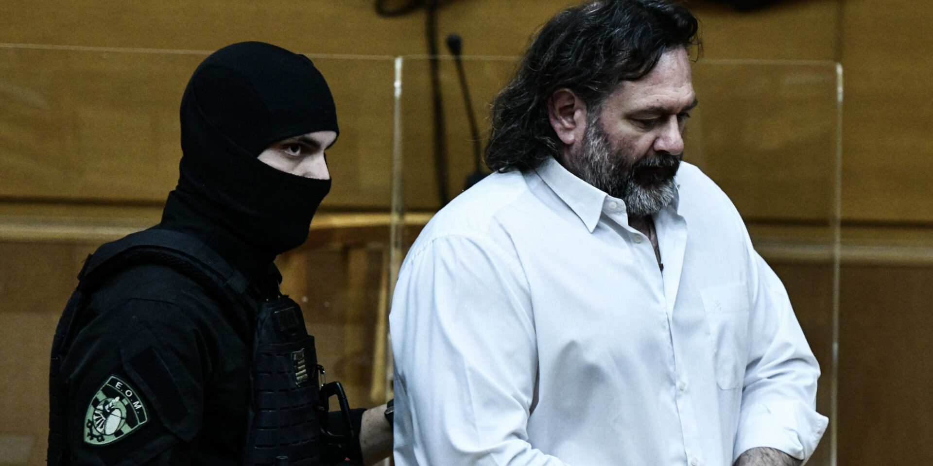 Ο Γιάννης Λαγός στη δίκη της Χρυσής Αυγής