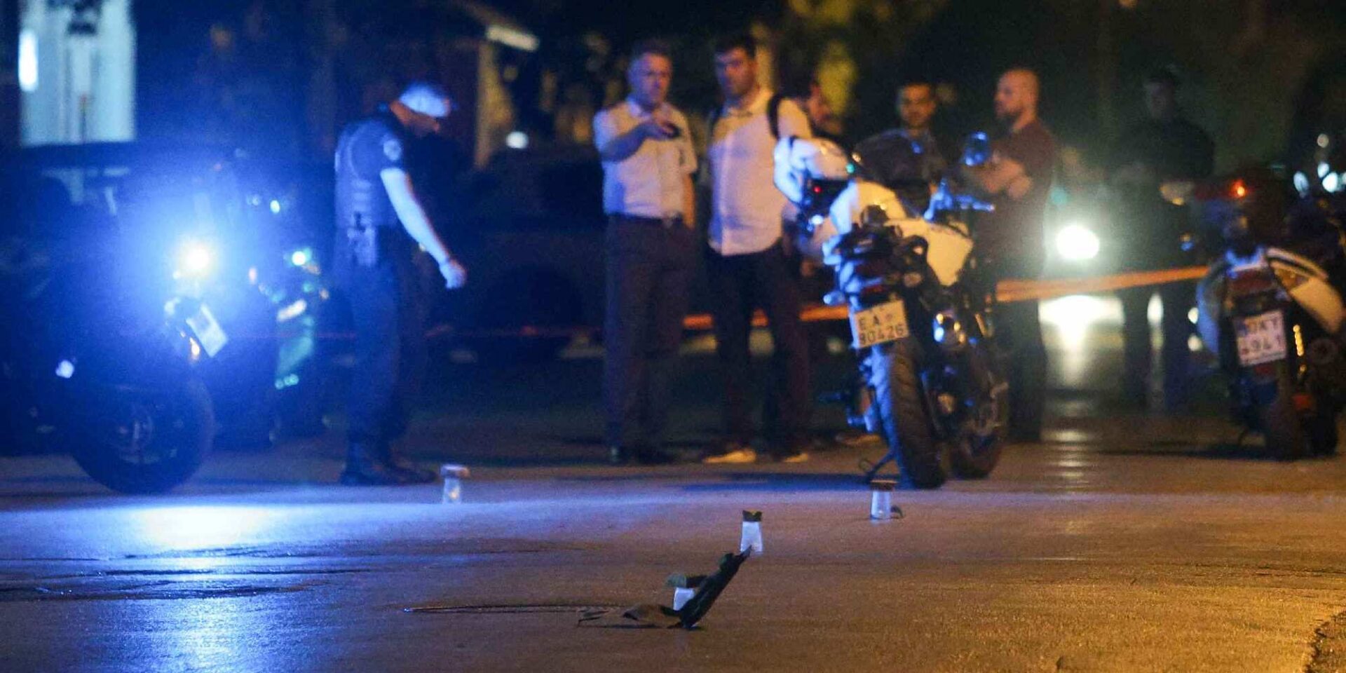 Αστυνομικοί στο μακελειό που ξεκίνησε από τα Κάτω Πατήσια και έφτασε στους Αγίους Αναργύρους