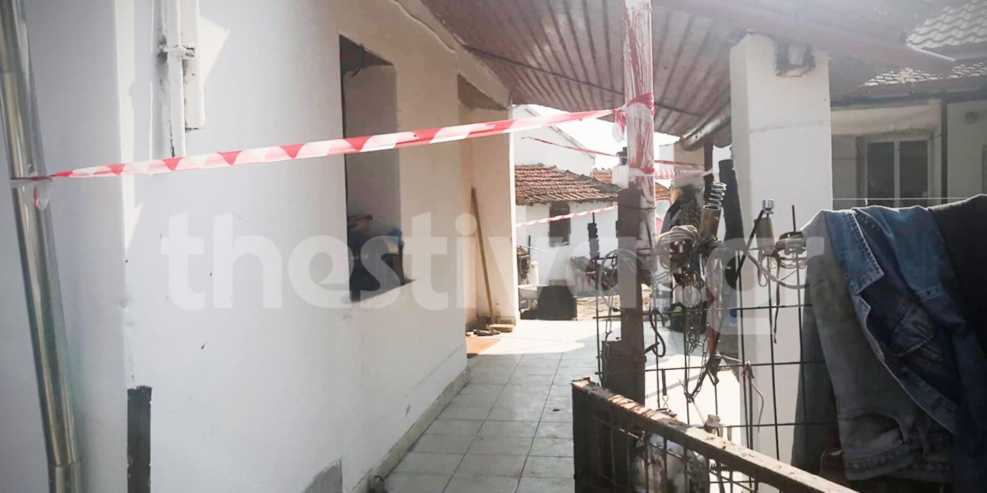 Το σπίτι όπου ο 59χρονος σκότωσε τη μητέρα του στη Θεσσαλονίκη