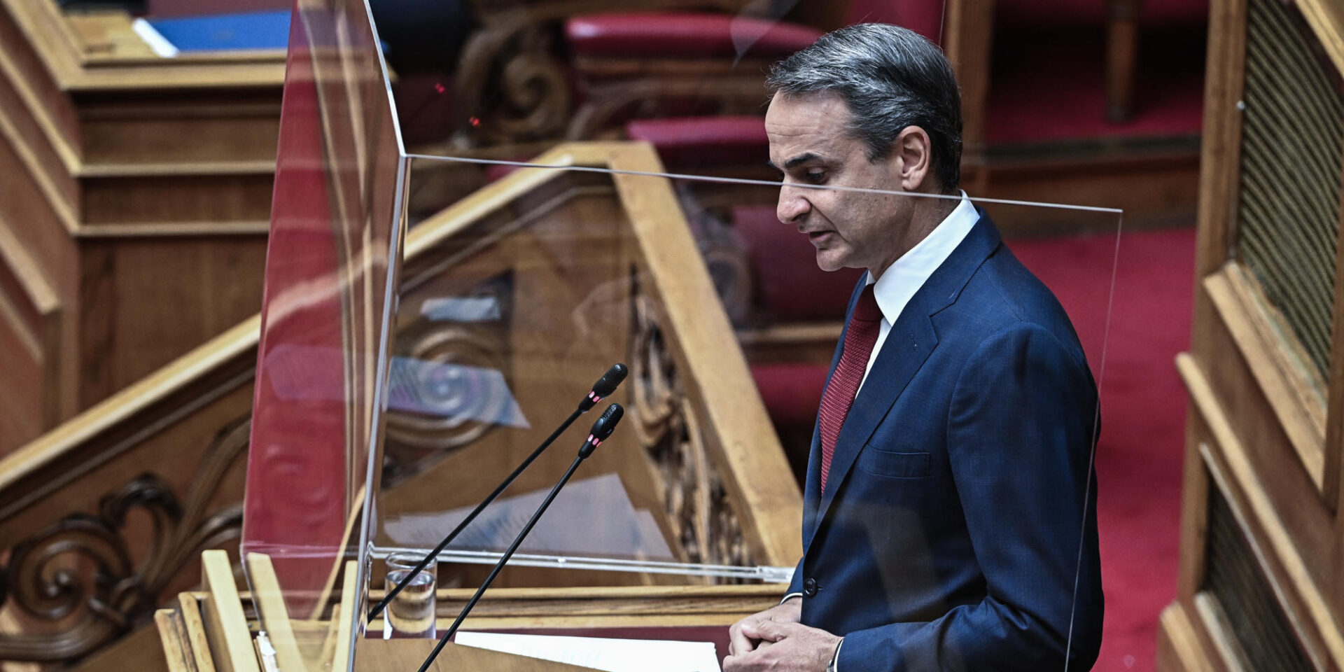 Ο Κυριάκος Μητσοτάκης στο βήμα της Βουλής
