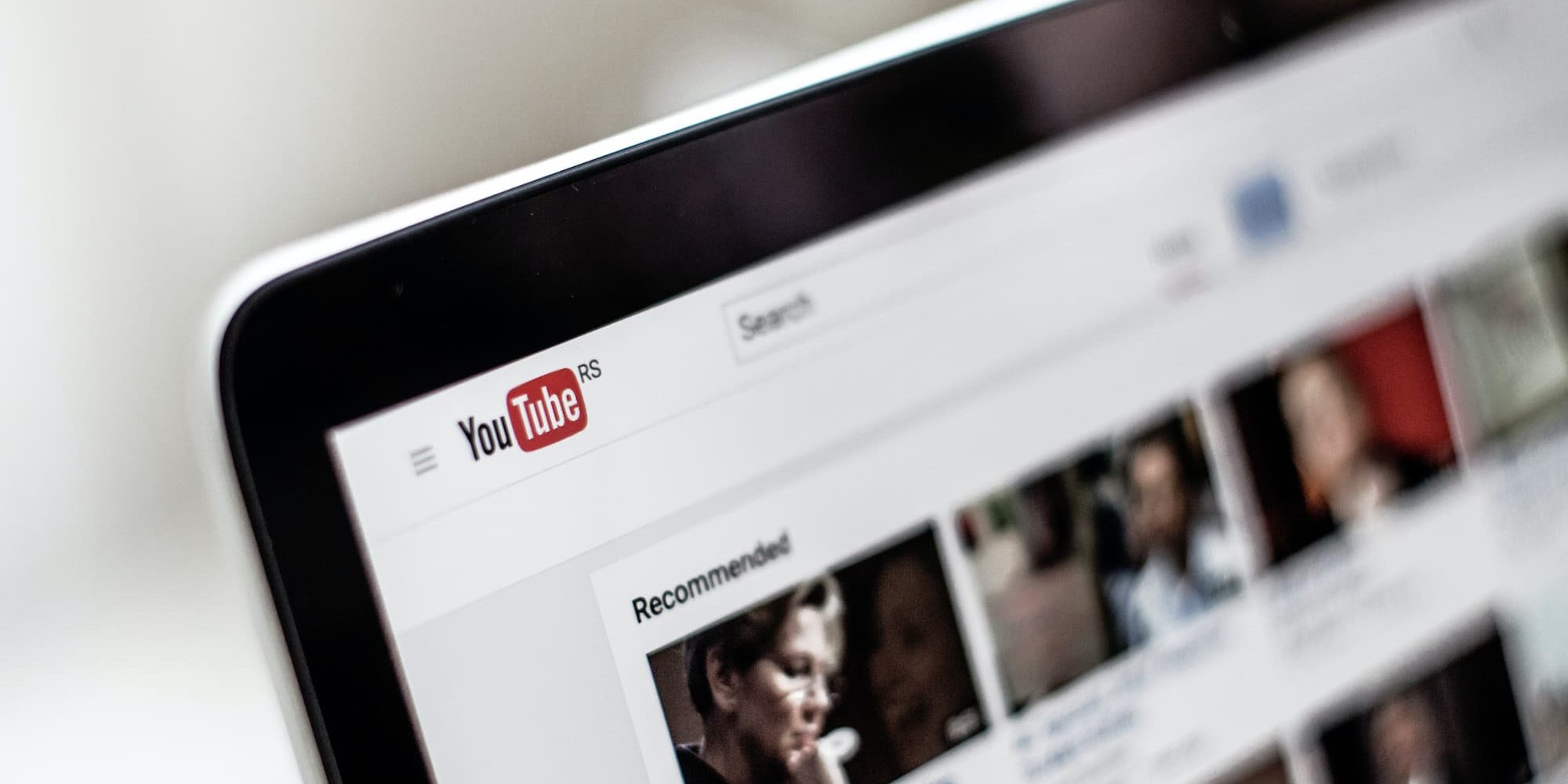 Το YouTube προσπαθεί να περιορίσει το spam