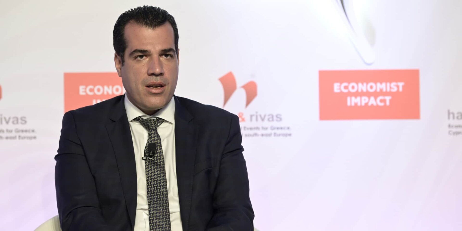 Ο υπουργός Υγείας Θάνος Πλεύρης