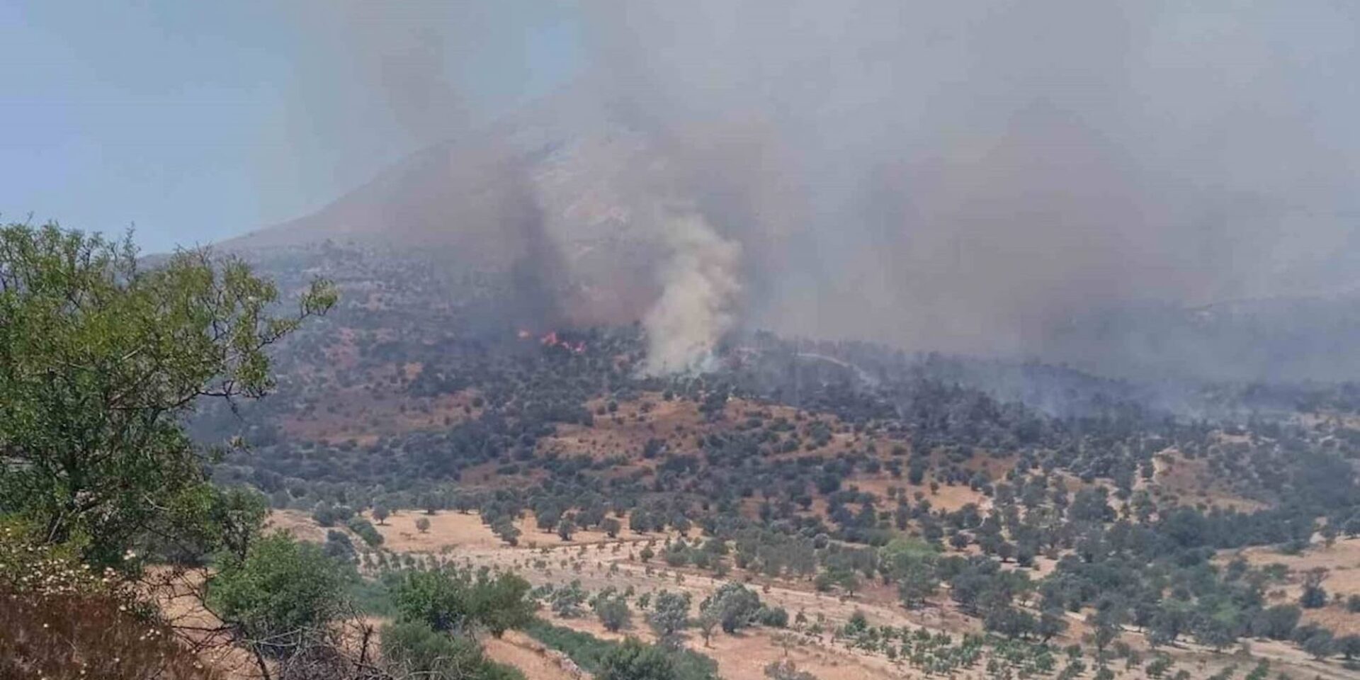 Εκκενώθηκε το χωριό Κόρακας στο Ρέθυμνο